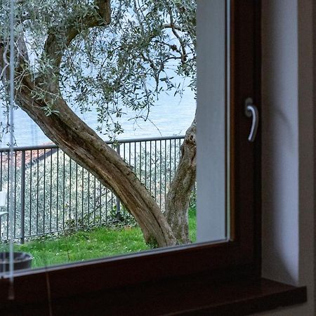 Ca De L'Angelon -- Vittoria House Villa Brenzone sul Garda Eksteriør billede