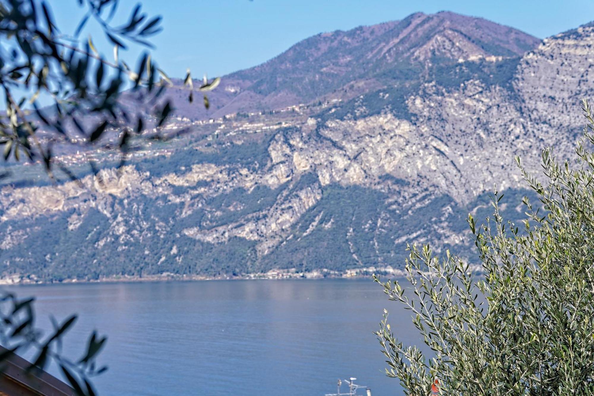Ca De L'Angelon -- Vittoria House Villa Brenzone sul Garda Værelse billede